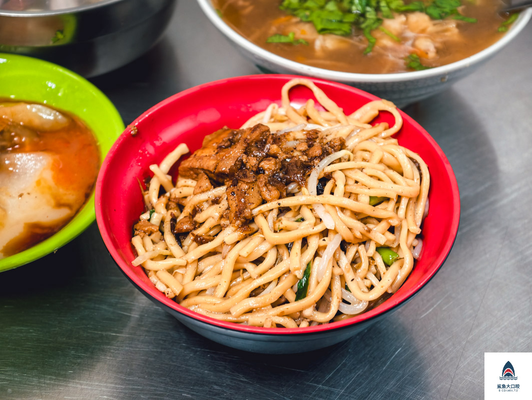 力行小吃部阿龍肉圓,力行小吃部阿龍肉圓菜單 @鯊魚大口咬