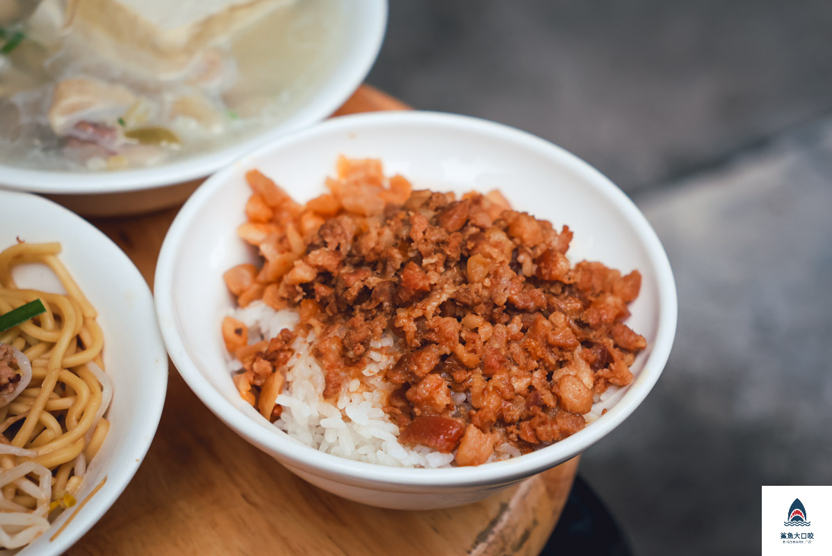 無招牌自治街麵店,無招牌自治街麵店菜單 @鯊魚大口咬