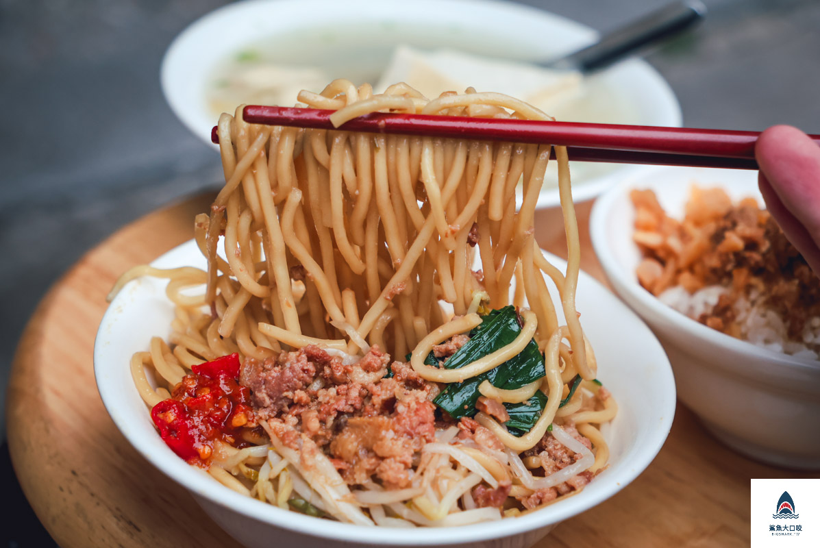 無招牌自治街麵店,無招牌自治街麵店菜單 @鯊魚大口咬