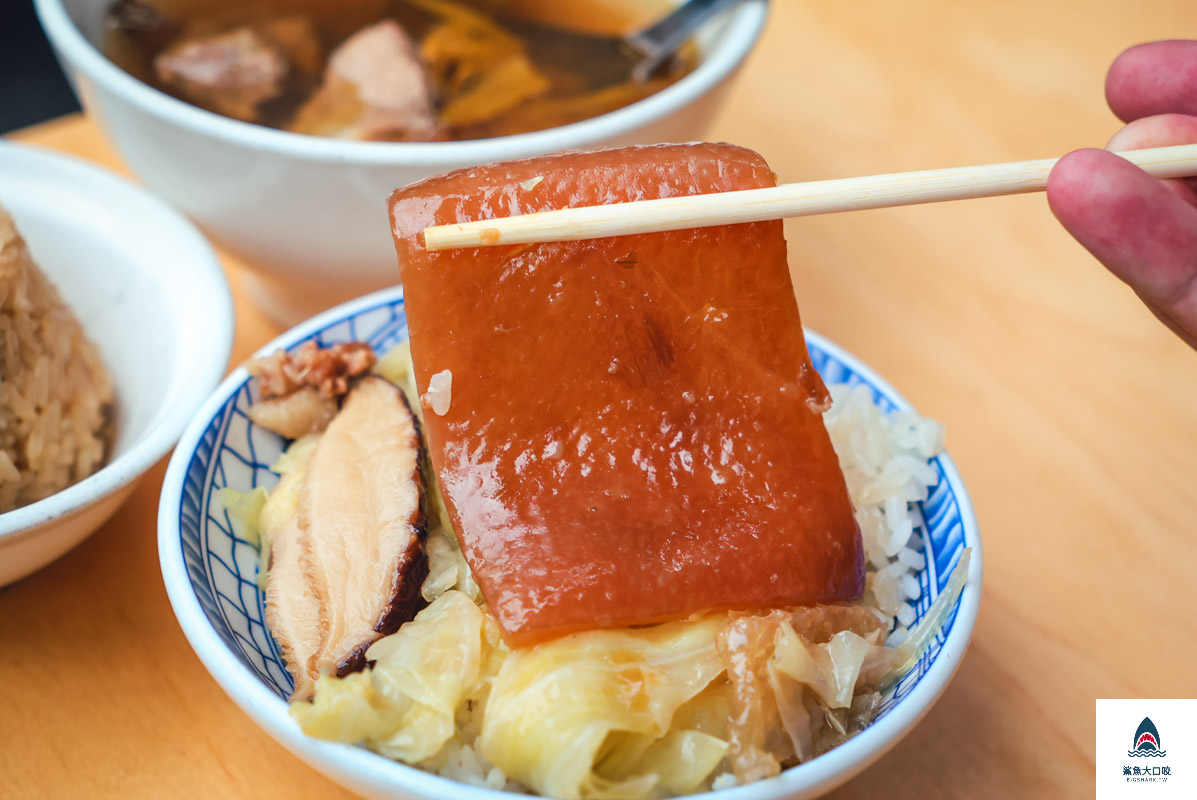 阿美香菇高麗菜飯,阿美香菇高麗菜飯菜單 @鯊魚大口咬