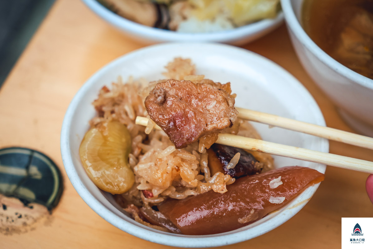 阿美香菇高麗菜飯,阿美香菇高麗菜飯菜單 @鯊魚大口咬