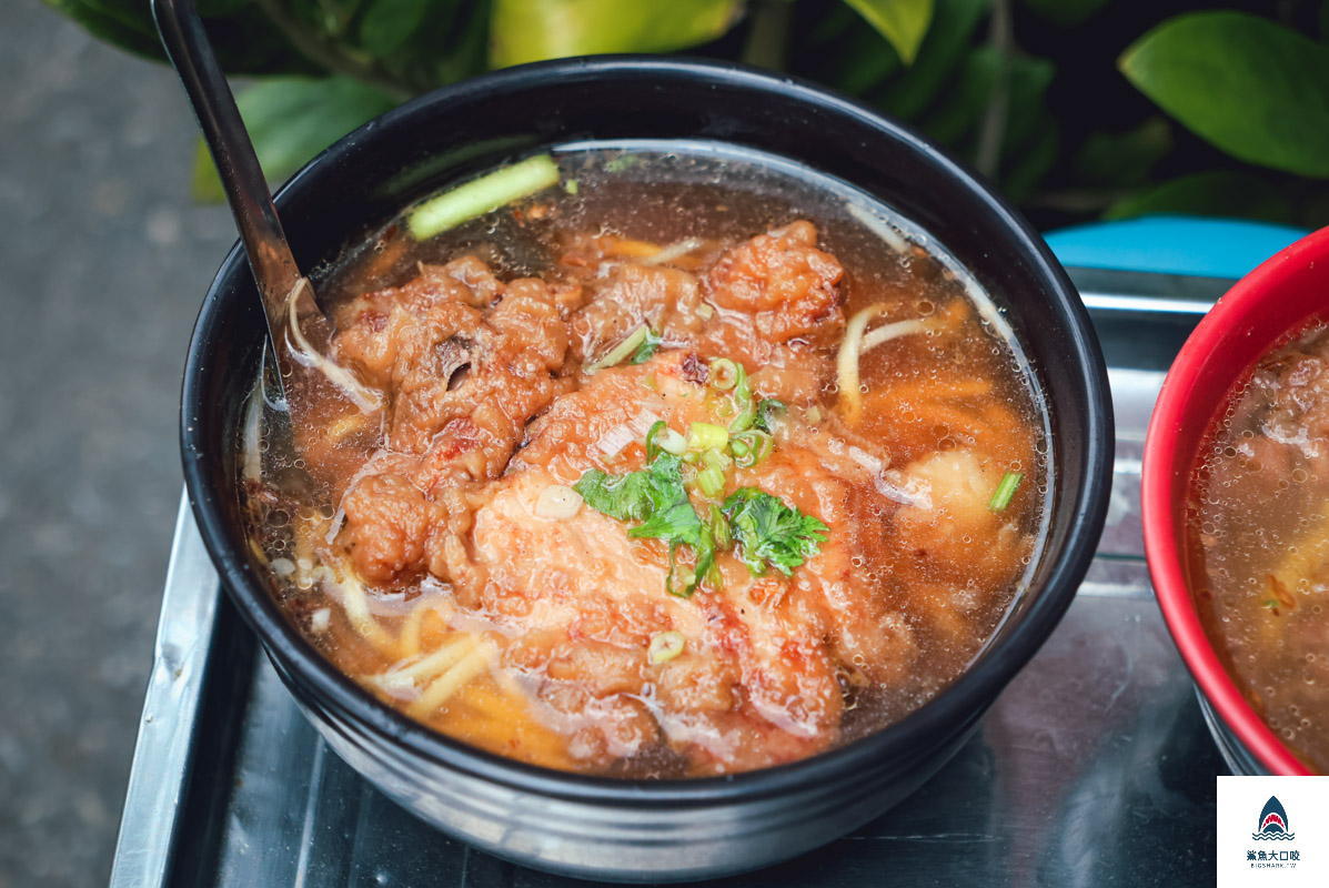 富春街排骨麵店,富春街排骨麵店菜單 @鯊魚大口咬