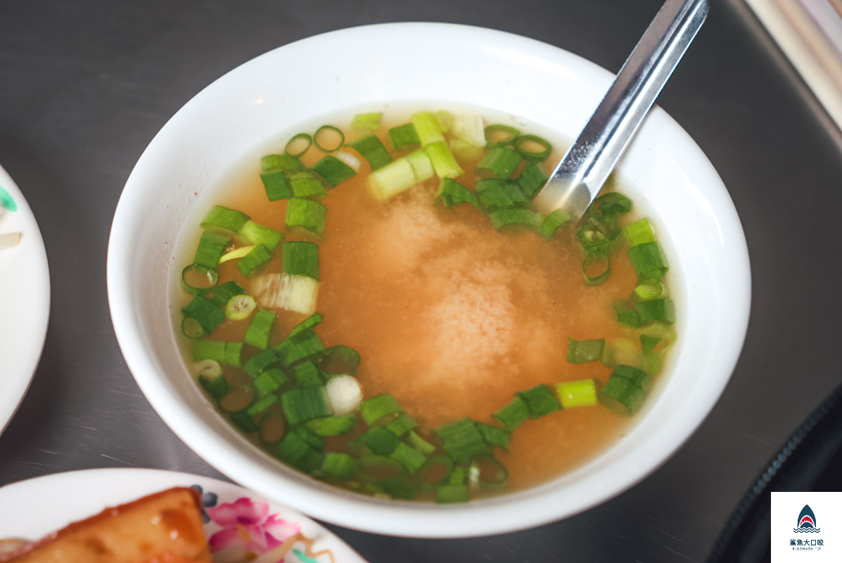 魯肉賴,魯肉賴菜單 @鯊魚大口咬