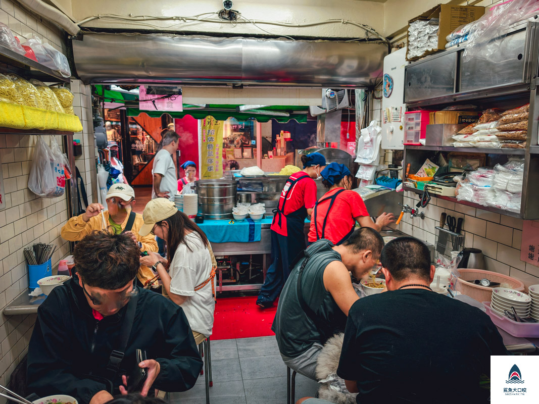 廟東清水排骨麵店,廟東清水排骨麵店菜單,豐原廟東清水排骨麵店,豐原廟東清水排骨麵店菜單 @鯊魚大口咬