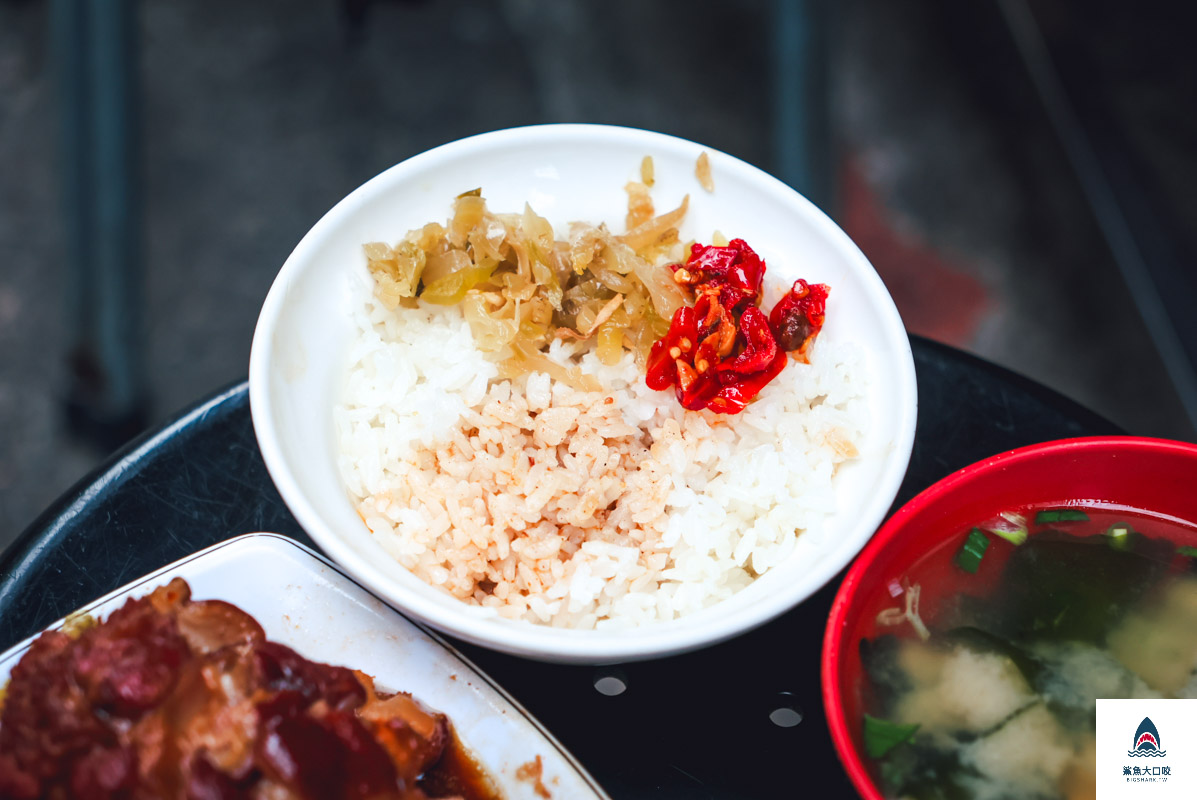 南屯蕭爌肉飯總店,南屯蕭爌肉飯總店菜單,南屯蕭爌肉飯南屯店,南屯蕭爌肉飯南屯店菜單 @鯊魚大口咬