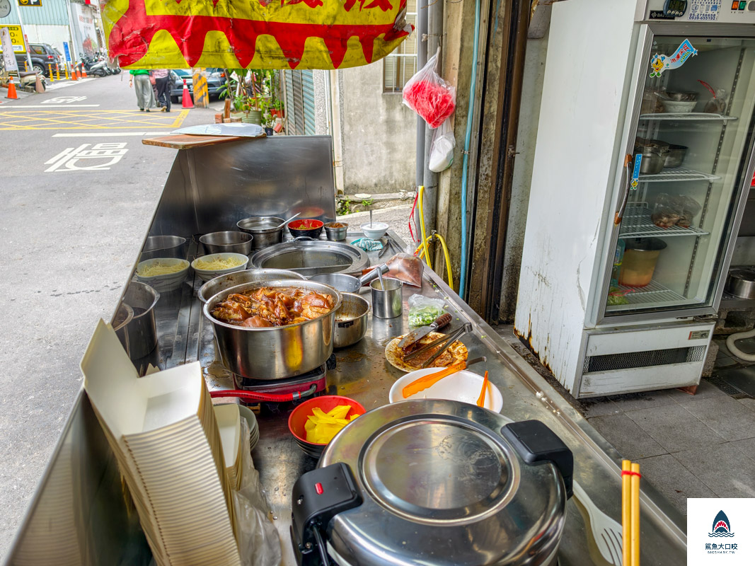 桃城南門雞肉飯,桃城南門雞肉飯菜單 @鯊魚大口咬 桃城南門雞肉飯,桃城南門雞肉飯菜單 @鯊魚大口咬