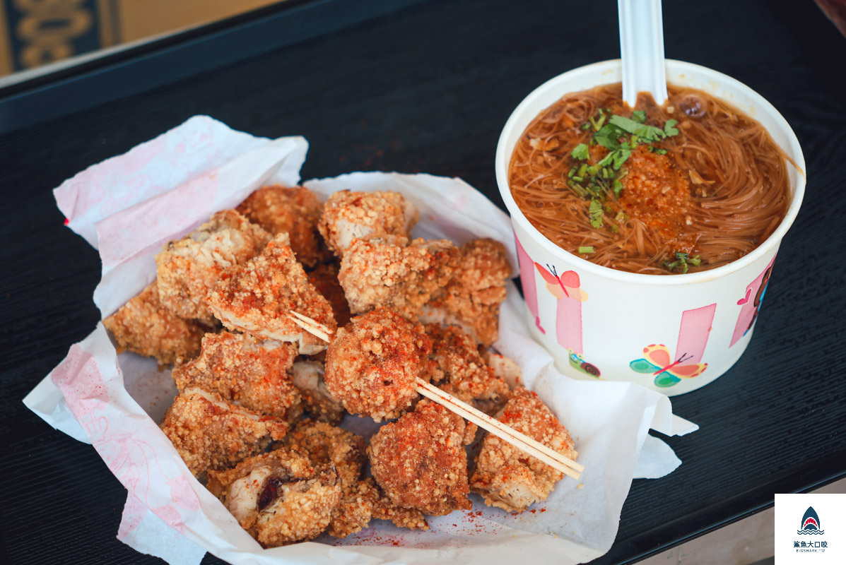 一修麻辣大腸麵線菜單,一修麻辣大腸麵線 @鯊魚大口咬